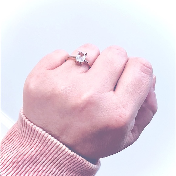 New: GLAM Stunning Radiant Colorless Emerald Cut Solitaire Gem Sparkle & Shine - Picture 5 of 16